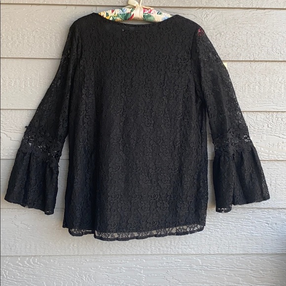 Lace top - Picture 2 of 5